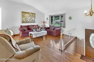 9 Newport Dr, Howell Township, NJ 07731 - Photo 5