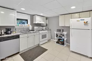9 Newport Dr, Howell Township, NJ 07731 - Photo 17