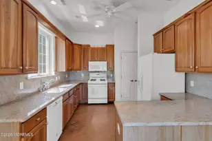39 Baltusrol Dr, Jackson, NJ 08527 - Photo 17