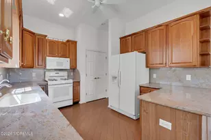39 Baltusrol Dr, Jackson, NJ 08527 - Photo 19