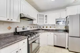 18-4 Augusta Ct, Freehold, NJ 07728 - Photo 7