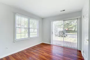 18-4 Augusta Ct, Freehold, NJ 07728 - Photo 3