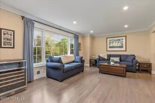 25 Wildhedge Ln, Holmdel, NJ 07733 - Photo 13