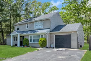 2261 Huckleberry Rd, Manchester Township, NJ 08759 - Photo 3