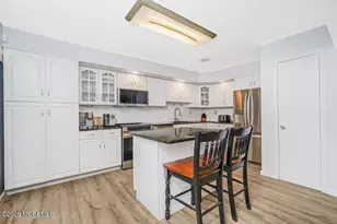 71 Patrick Henry Square, Freehold, NJ 07728 - Photo 11