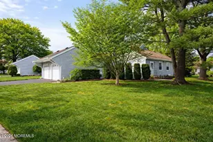 71 Patrick Henry Square, Freehold, NJ 07728 - Photo 21