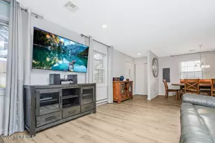 71 Patrick Henry Square, Freehold, NJ 07728 - Photo 5