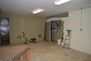 606 Park Ave, Port Monmouth, NJ 07758 - Photo 35