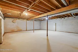 122 University Dr, Lincroft, NJ 07738 - Photo 41