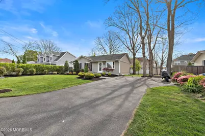 139 Bosun Avenue, Manahawkin, NJ 08050 - Photo 5