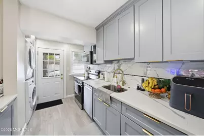 303 Paris Avenue, Brooklawn, NJ 08030 - Photo 9