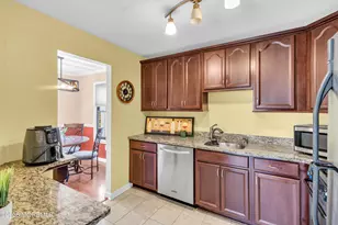 305 Owl's Nest Ct, Jackson, NJ 08527 - Photo 5
