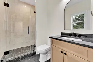 182 E 25th St, Paterson, NJ 07514 - Photo 17