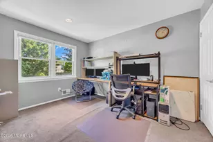 8 Glendale Dr, Manalapan Township, NJ 07726 - Photo 23