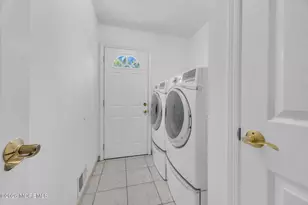 8 Glendale Dr, Manalapan Township, NJ 07726 - Photo 25