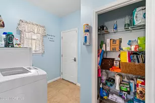 25 Columbus Ave, Cliffwood, NJ 07721 - Photo 21