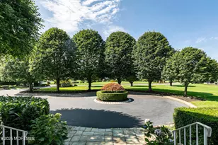 8 Country Club Ln, Colts Neck Township, NJ 07722 - Photo 11