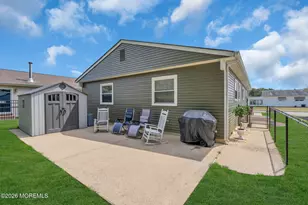 17 Cabrillo Blvd, Toms River Township, NJ 08757 - Photo 11