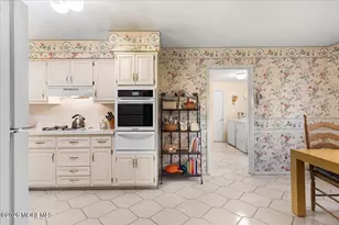 204 Dutch Lane Rd, Freehold, NJ 07728 - Photo 11