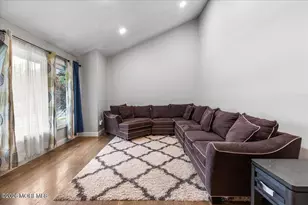 3 Vancouver Rd, Morganville, NJ 07751 - Photo 15