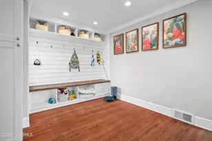 57 Villa Pl, Eatontown, NJ 07724 - Photo 17