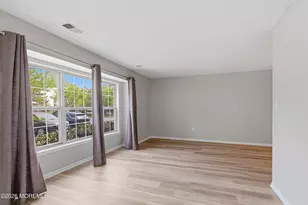 5 Whistler Dr, Freehold, NJ 07728 - Photo 9