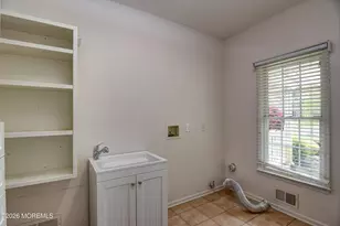 9 Mackenzie Ct, Freehold, NJ 07728 - Photo 15
