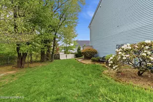 82 Cliffwood Ave, Cliffwood, NJ 07721 - Photo 21