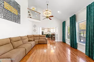 104 Autumn Rd, Matawan, NJ 07747 - Photo 21