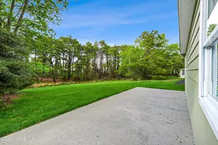 11 Selkirk Ave, Toms River Township, NJ 08757 - Photo 9