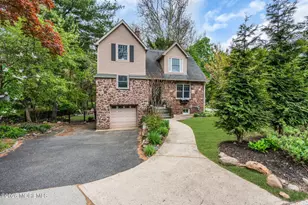 10 Passaic Ave, Roseland, NJ 07068 - Photo 5
