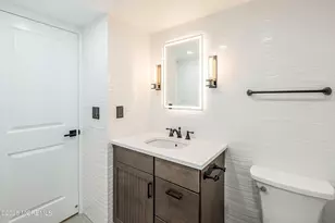 103 Hyacinth Ln, Freehold, NJ 07728 - Photo 21