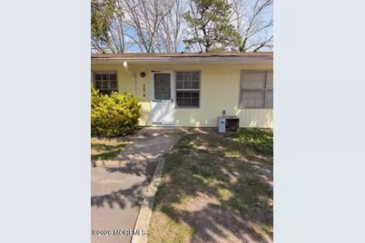 307 W Malvern Court #B, Lakewood, NJ 08701 - Photo 1