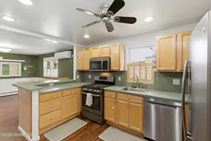 308 Longfellow Ave, Toms River Township, NJ 08753 - Photo 17