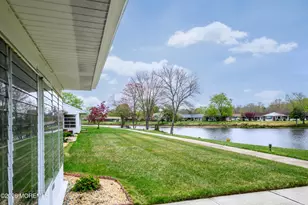 343B Canterbury Ct, Lakewood, NJ 08701 - Photo 3
