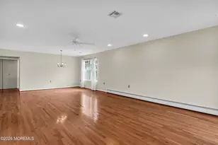 81 Woodstock Dr, Toms River Township, NJ 08757 - Photo 5