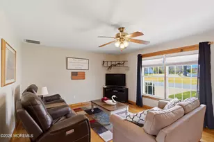 399 Trenton Ave N, Bayville, NJ 08721 - Photo 5