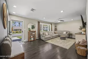 22 Shadyside Ave, Hazlet Township, NJ 07730 - Photo 13