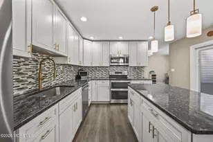 22 Shadyside Ave, Hazlet Township, NJ 07730 - Photo 19