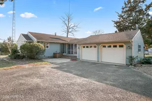 208 Lakeview Ct, Forked River, NJ 08731 - Photo 3