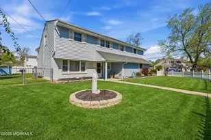 18 Barbara Ln, Oakhurst, NJ 07755 - Photo 41