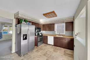267 Alameda Dr, Brick, NJ 08723 - Photo 9