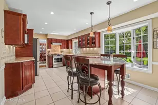 34 Buttonwood Dr, Marlboro Township, NJ 07746 - Photo 7