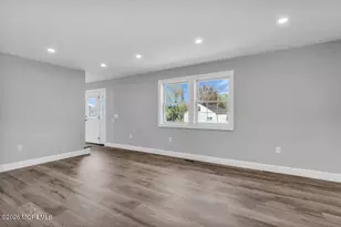 553 Colts Neck Rd, Farmingdale, NJ 07727 - Photo 15