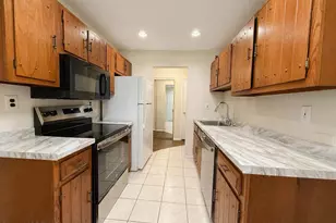 174 Amberly Dr, Manalapan Township, NJ 07726 - Photo 3