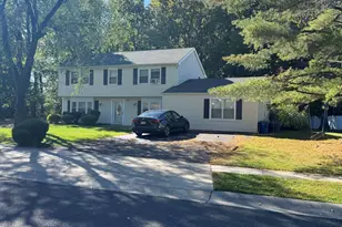 28 Cypress Ln, Matawan, NJ 07747 - Photo 1