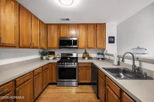 30 Oxford Ct, Englishtown, NJ 07726 - Photo 15