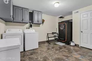 2505 Metedeconk Ct, Freehold, NJ 07728 - Photo 27