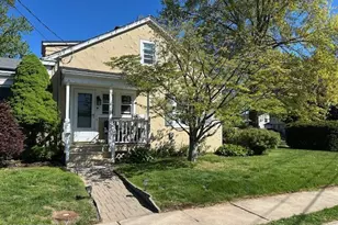 17 Walnut Pl, West Long Branch, NJ 07764 - Photo 3