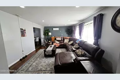 7 Stradford Road, Sayreville, NJ 08859 - Photo 5
